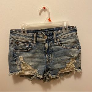 american eagle low rise denim shorts size 2